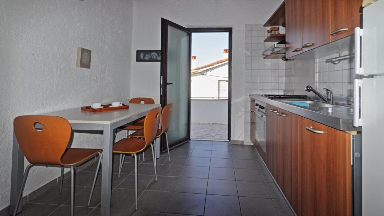 Villa Two Olives Vrbnik Exterior foto
