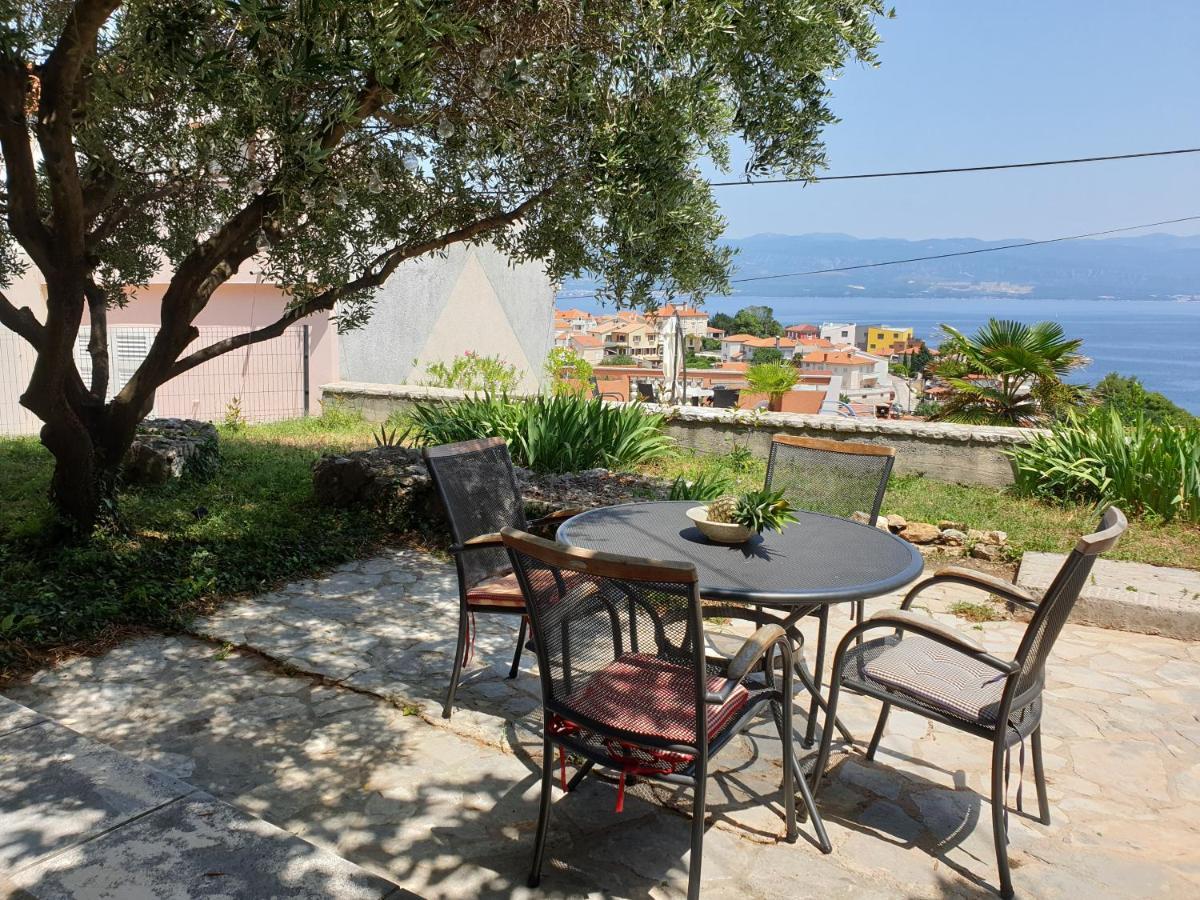 Villa Two Olives Vrbnik Exterior foto